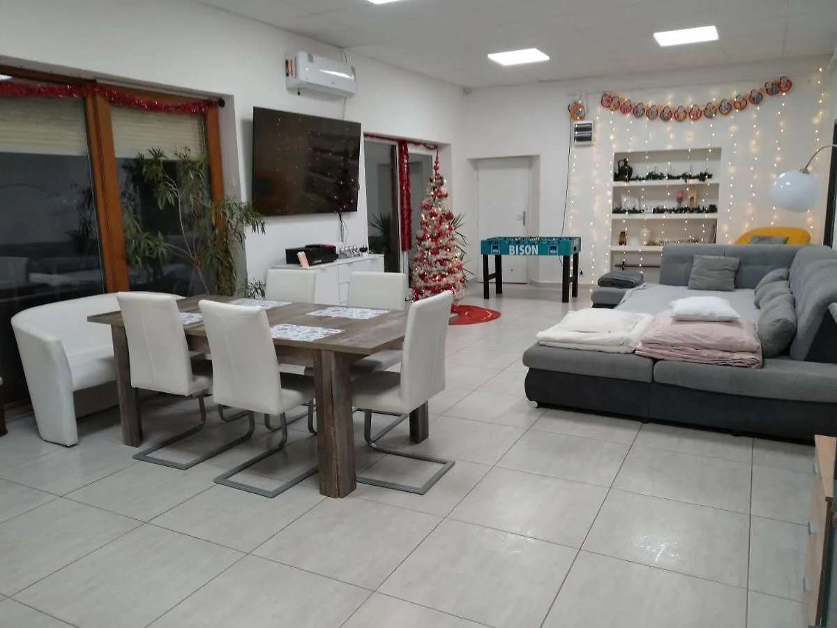 Apartment Silver Dream Apartman Debrecen Ungarn